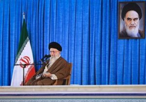 انقلاب امام جایگاه آمریکا را تنزل داد
