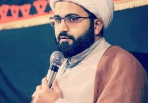 عاشورا مکتب ایستادگی در برابر ظلم
