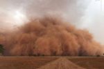 وزش باد ۱۰۱ کیلومتری زابل را درنوردید