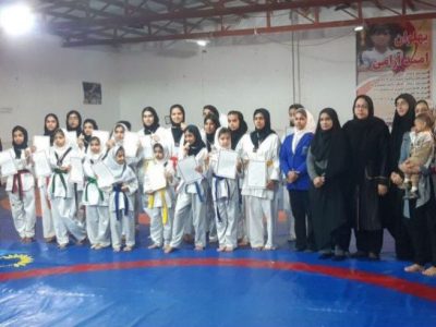 برگزاری مسابقات تکواندو بانوان در روستای الله‌آباد