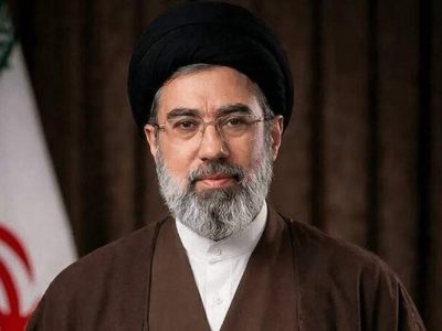 تنگه هرمز باید همچنان بسته بماند