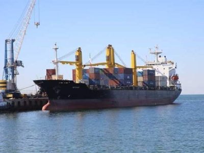 رکورد حمل ۱۰ هزار تن کالا از چابهار