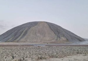 گل‌فشان‌ بندر تنگ کنارک فعال شد