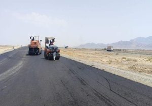 آغاز آسفالت ۲۶ کیلومتر بزرگراه در شمال سیستانوبلوچستان