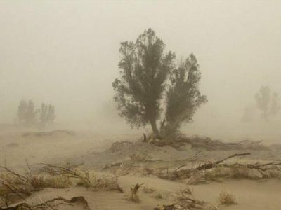 باد و گردوخاک در راه شمال سیستان‌وبلوچستان