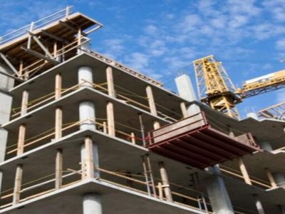 تکمیل پروژههای نیمهتمام سلامت در اولویت طرحهای عمرانی