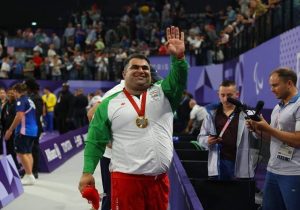 قهرمان پاراوزنه‌برداری در جست‌وجوی طلای دوباره در ناگویا